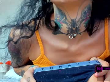 girl Free Sex Cam Chat with inked_goldie