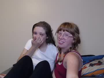couple Free Sex Cam Chat with elliottandisabelle